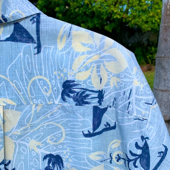 Cooke Street Honolulu Authentic Hawaiian Aloha Shirt - Medium - Picture 3 of 12